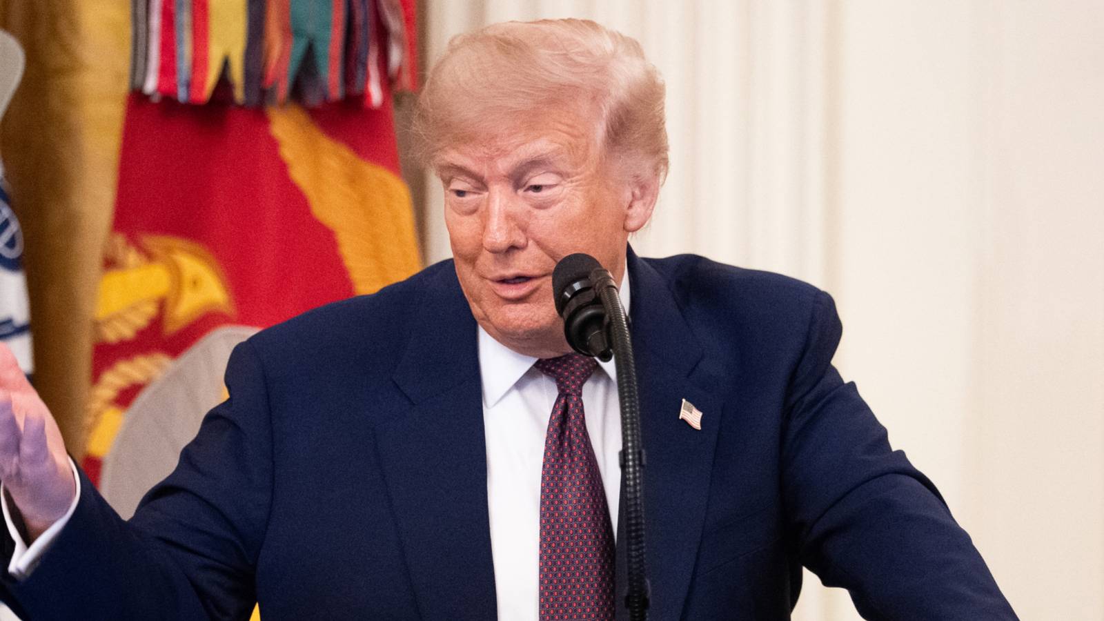 Donald Trump Has Already Made it Pretty Clear Who the Greatest NFL Player of All Time is