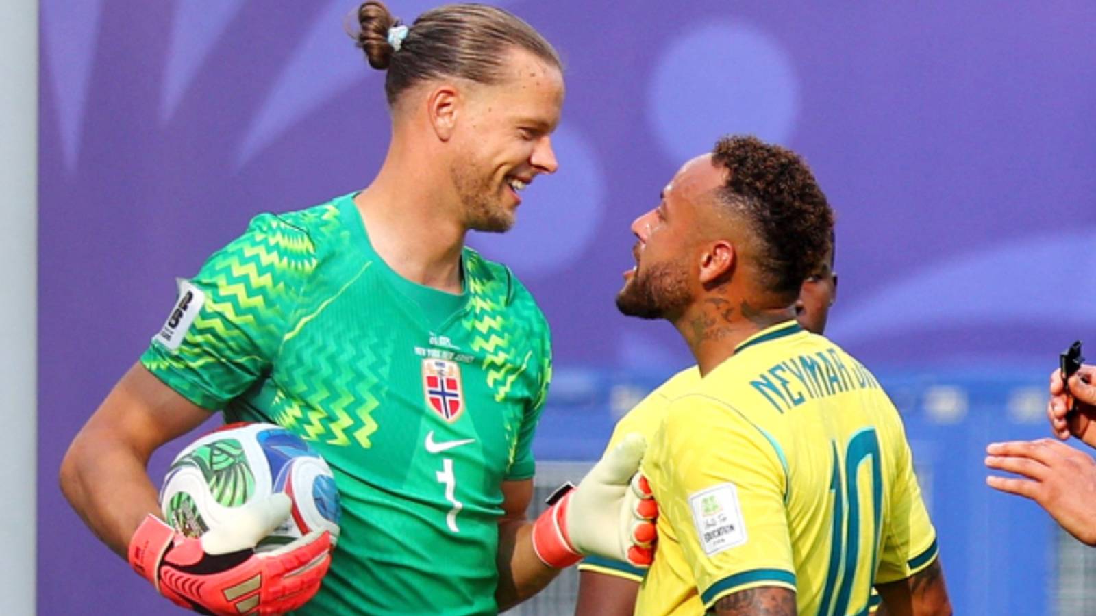 Neymar's Comment to Norway Goalkeeper Orjan Nyland After Scoring Penalty