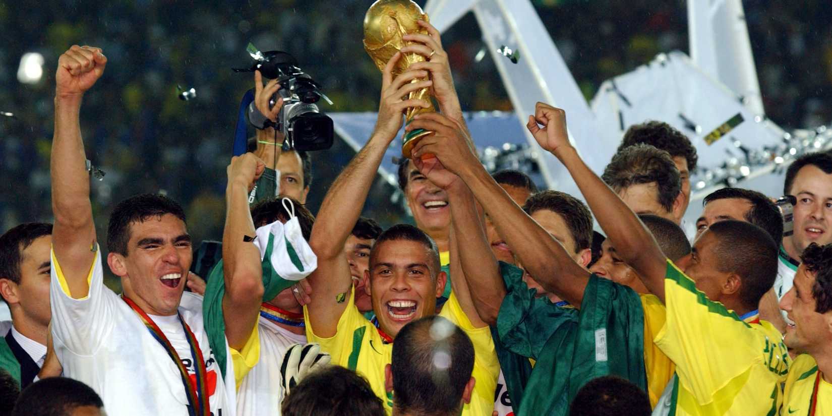 Lucio Ronaldo Brazil Celebrate 2002 World Cup