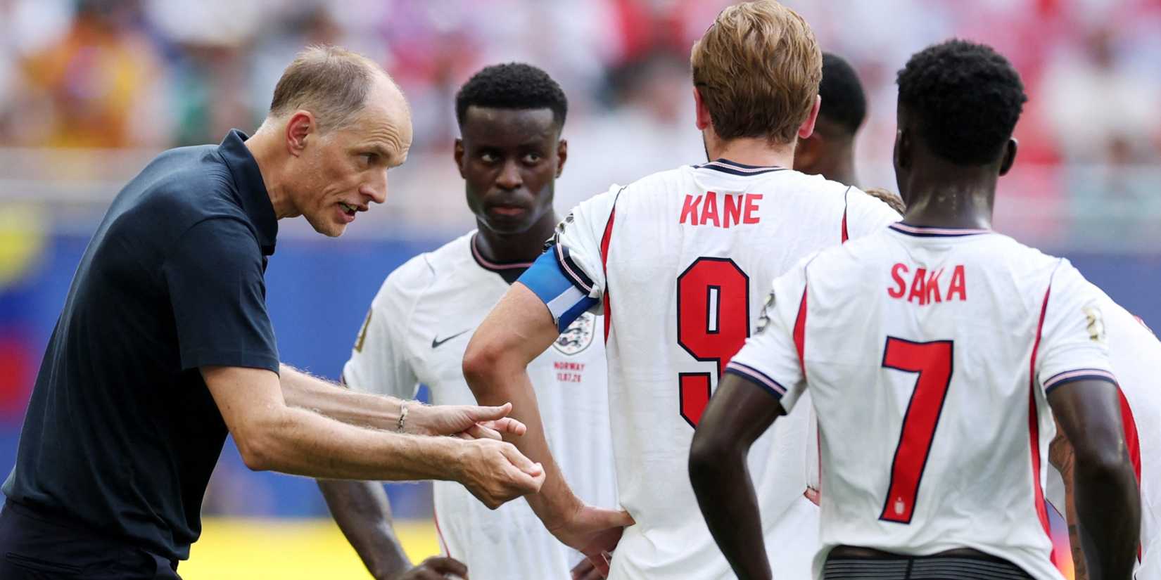 Thomas Tuchel speaks to his England players after their World Cup win vs Norway