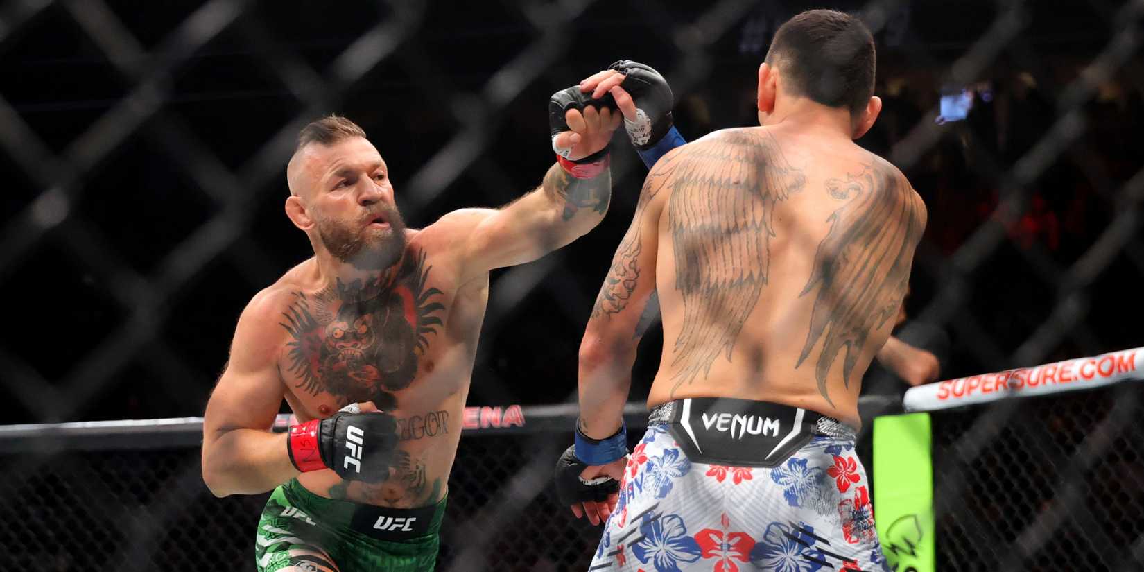 Conor McGregor vs Max Holloway