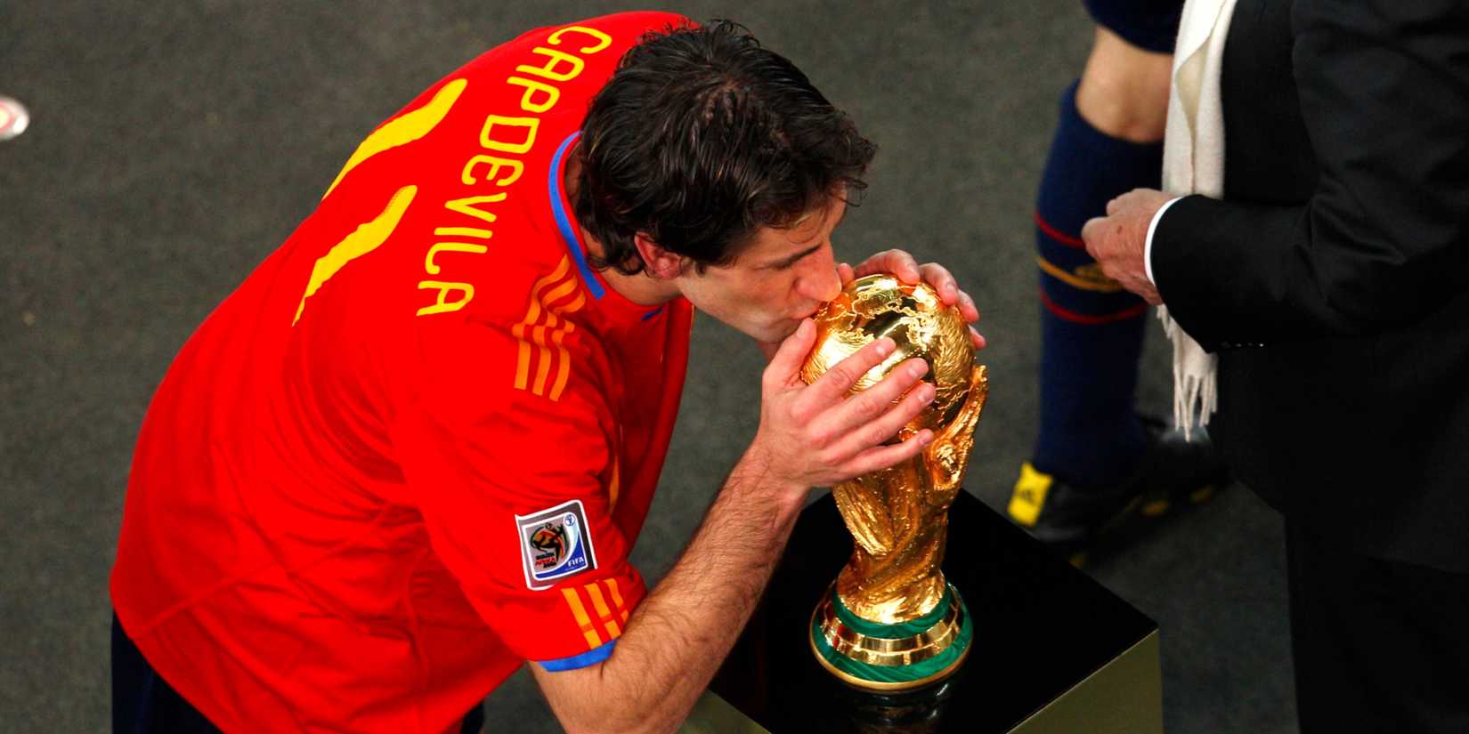 Joan Capdevila with the World Cup trophy