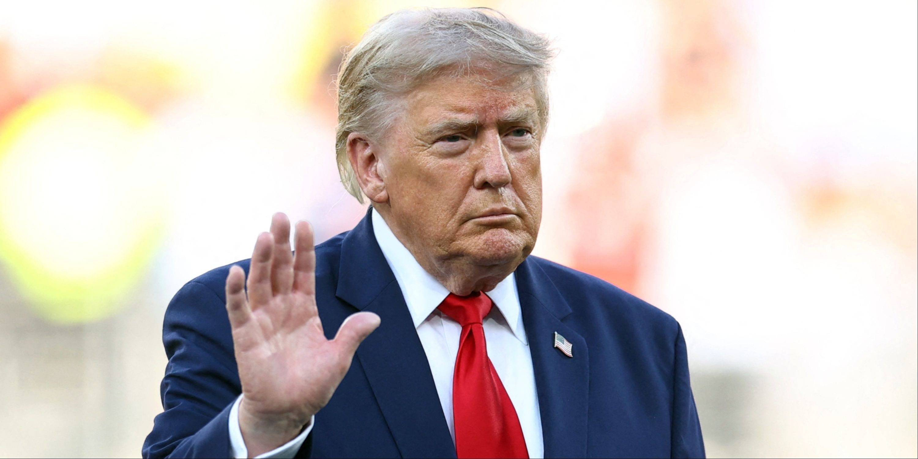 Donald Trump Made Strange 11-Word Comment to Wayne Rooney’s Wife