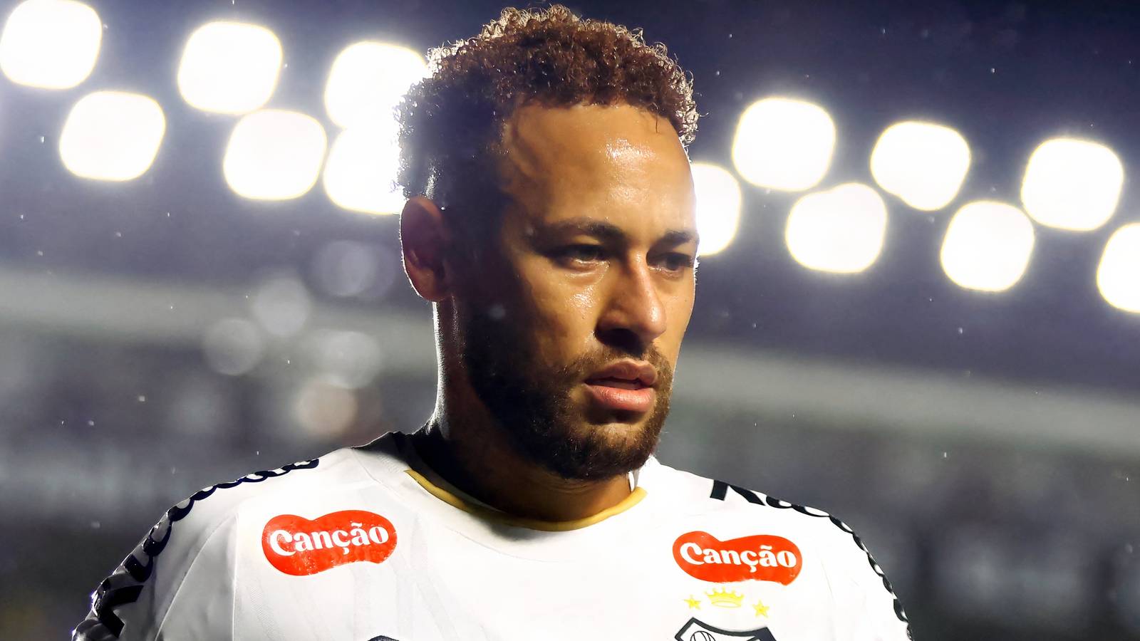 Neymar Denies Clashing With Young Santos Teammates