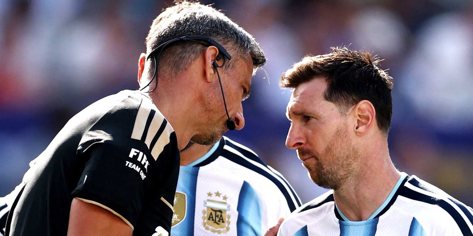 Argentina's Lionel Messi remonstrates with referee Slavko Vincic 