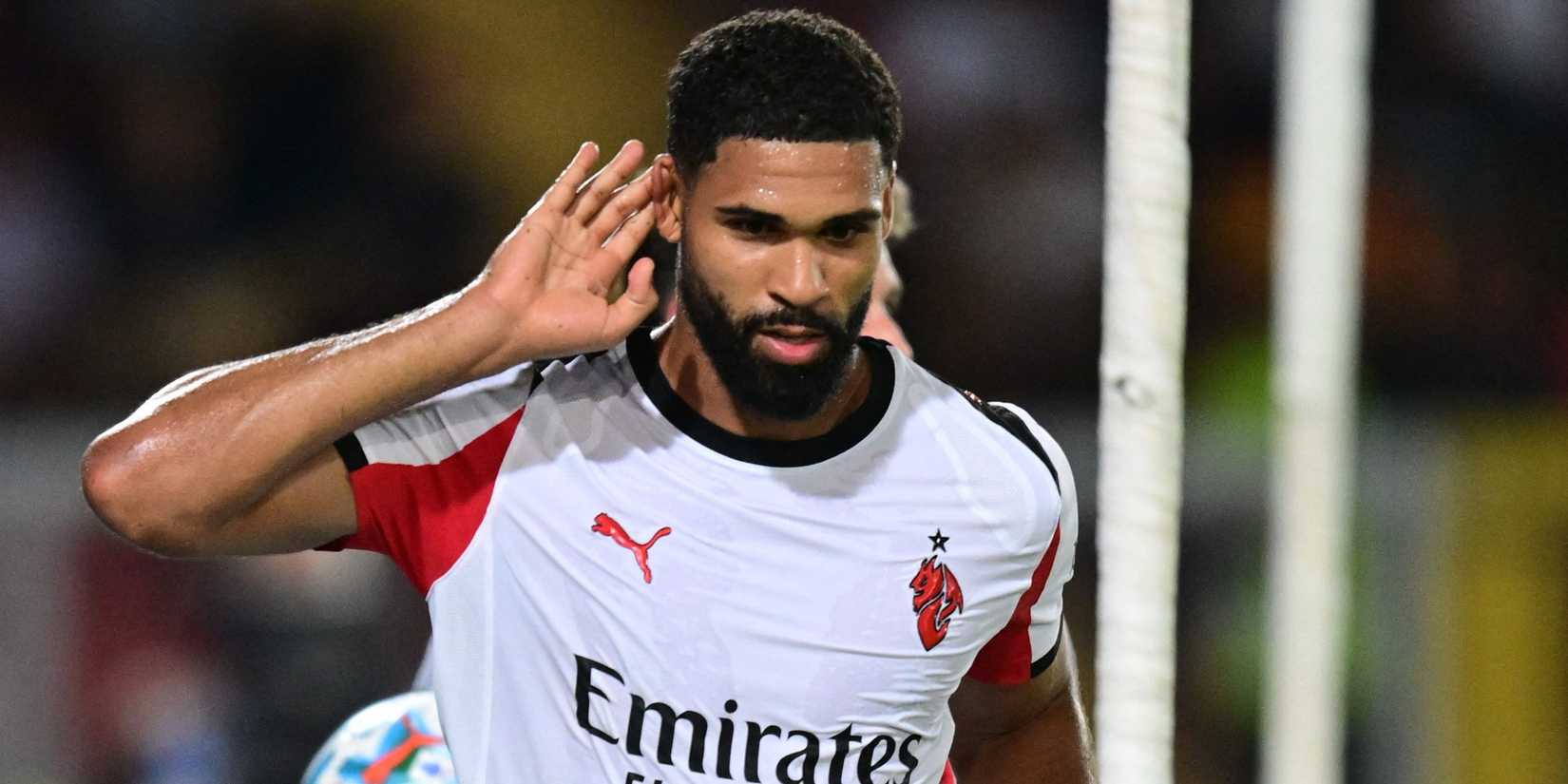 Ruben Loftus-Cheek in action for AC Milan