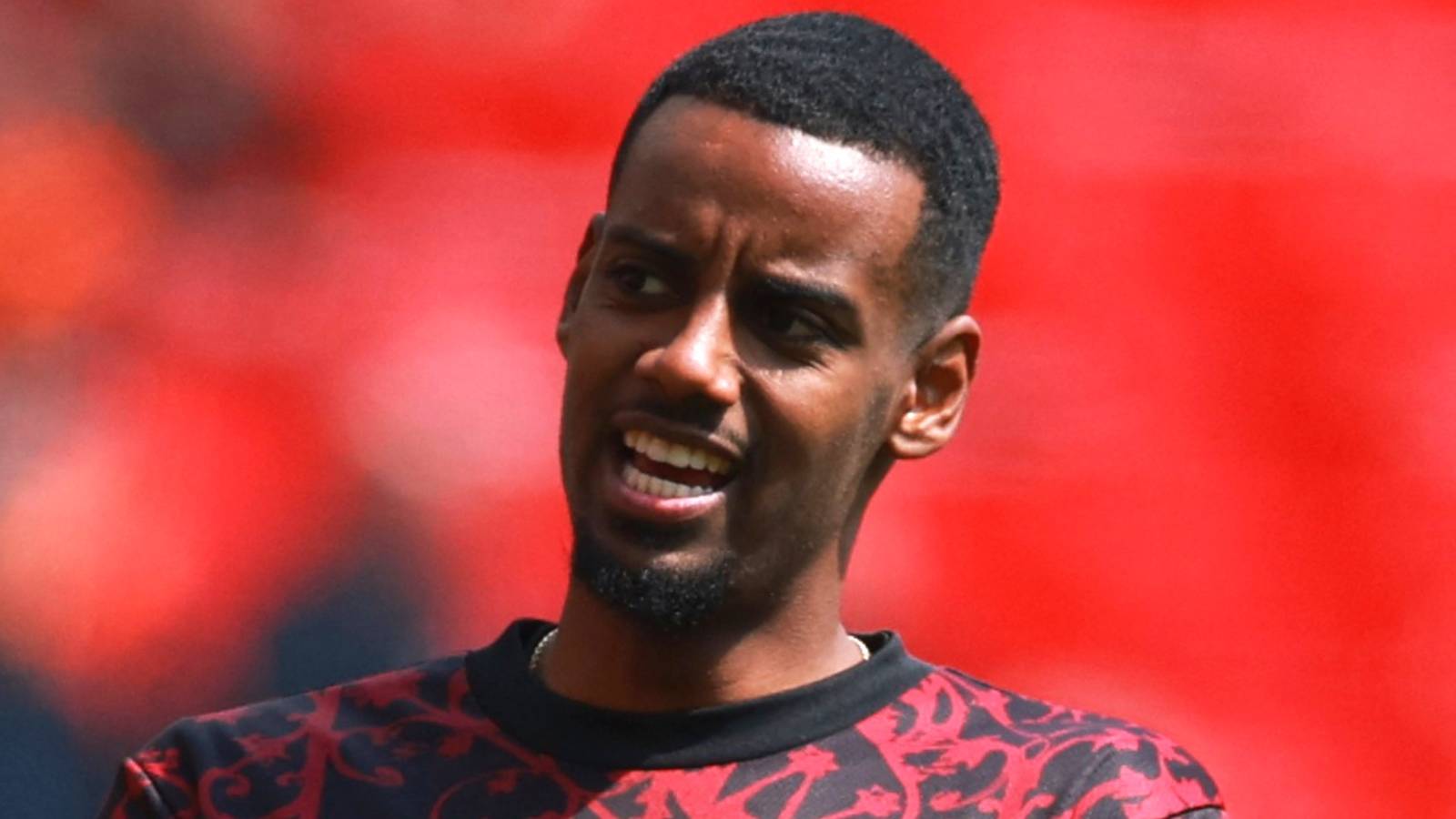 Worrying Pre-Season Footage of Liverpool's Alexander Isak Goes Viral