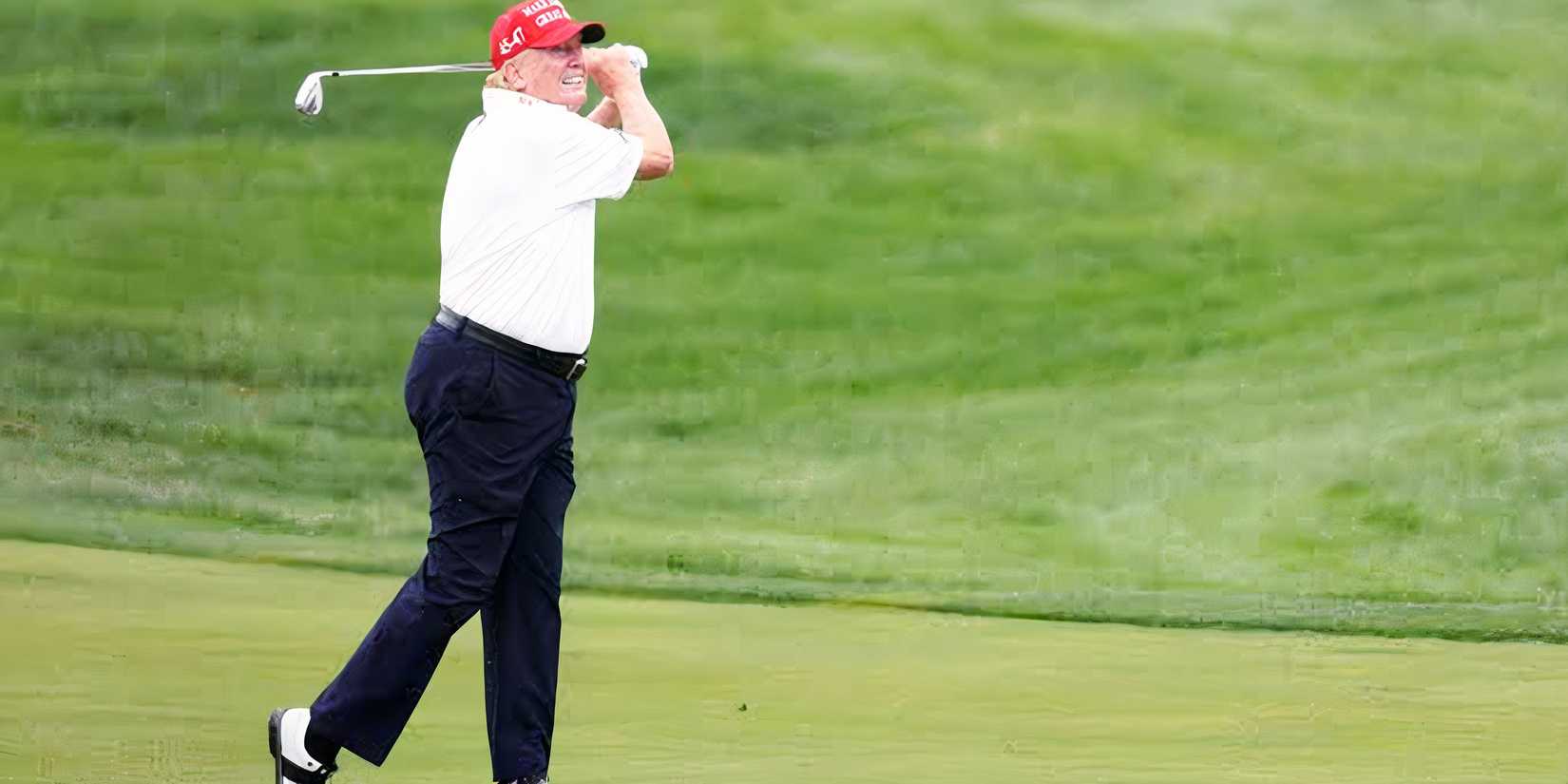 Donald Trump Playing Golf