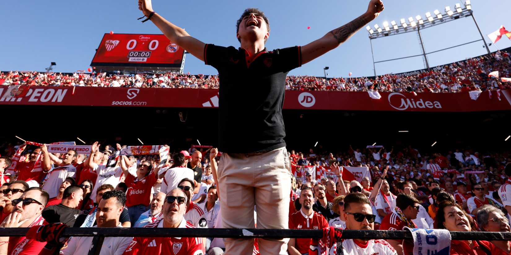 Sevilla fans