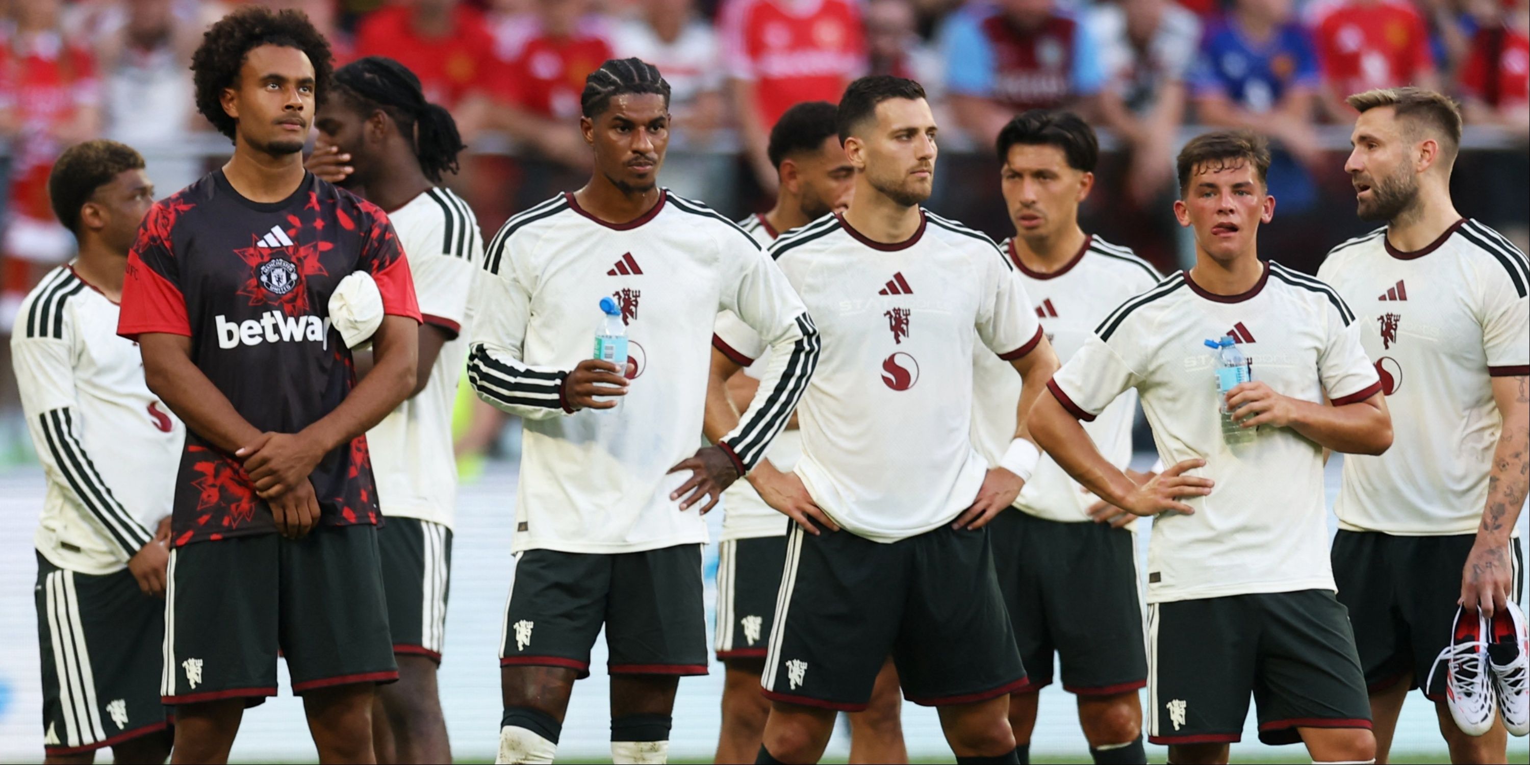 3 Man Utd Players Snubbed Ruben Amorim After Loss vs AC Milan