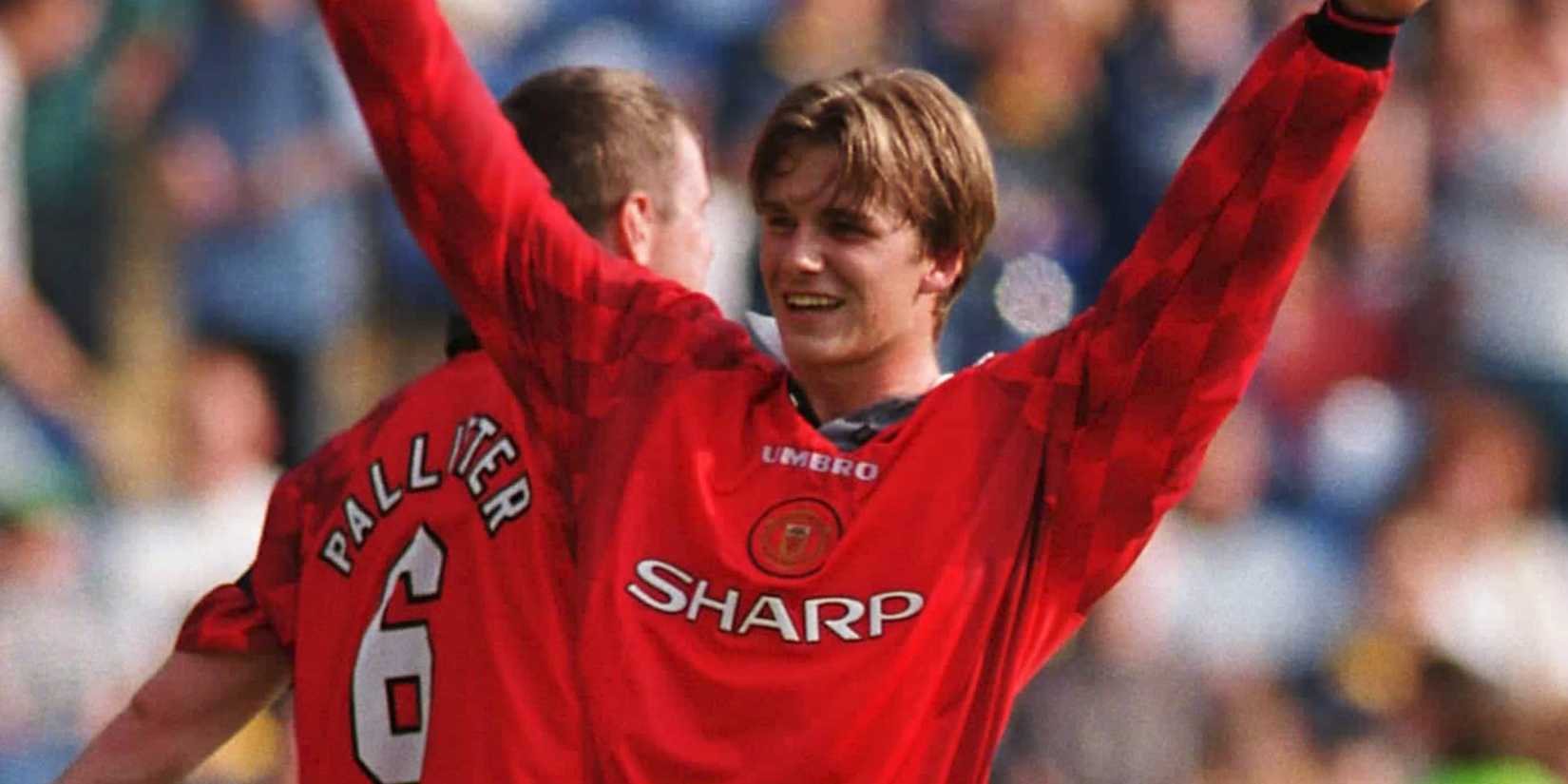 David Beckham Manchester United celebrates goal vs Wimbledon, Premier League 1996/97