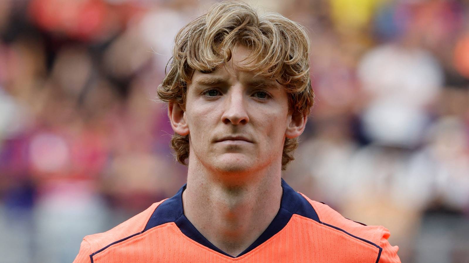 Barcelona Fans Cast Strong Anthony Gordon Verdict After Debut vs FC Basel