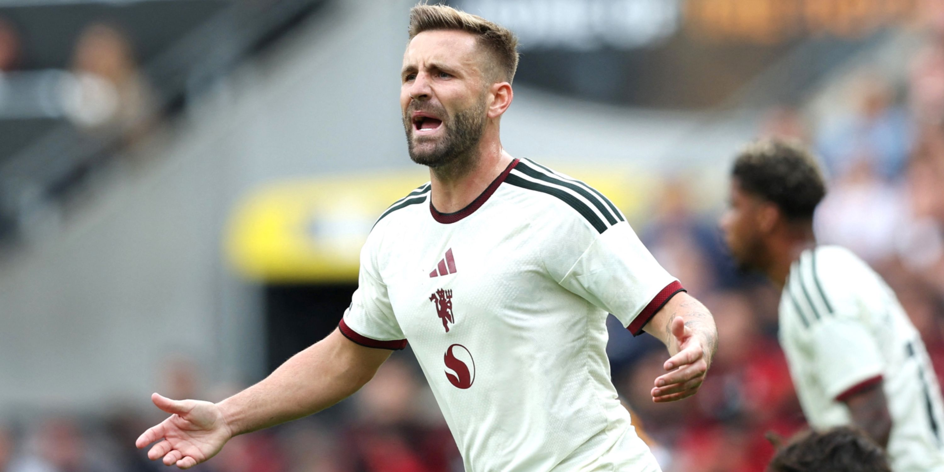 Forget Lewis Hall: Man Utd Already Have Perfect Luke Shaw Replacement for Carrick