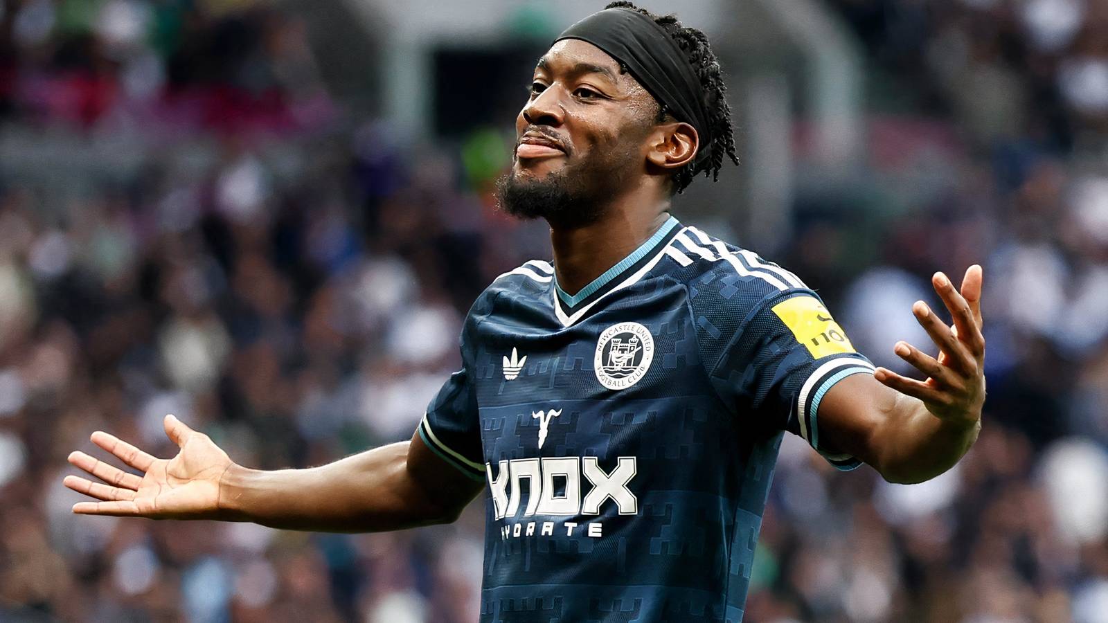 Elanga Injury Opens Door for Fernandez-Pardo at Newcastle