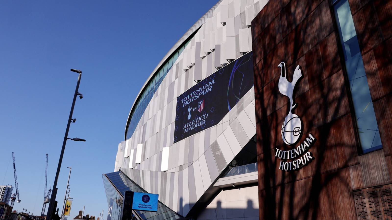 Furious Tottenham Star to 'Take Club to Court' After Request is Denied - GiveMeSport