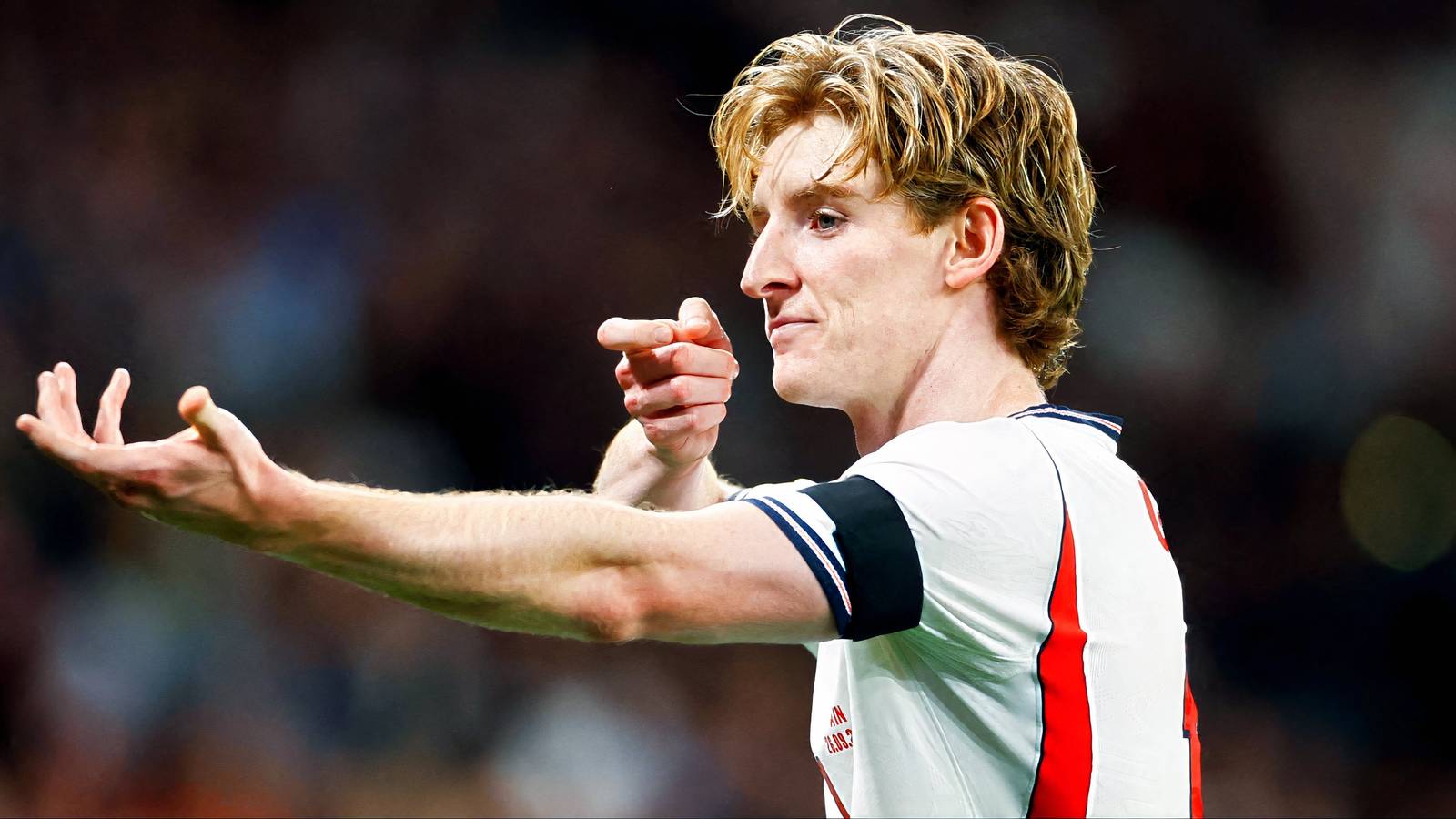 Gordon Escapes Red Card for 'Gun' Celebration