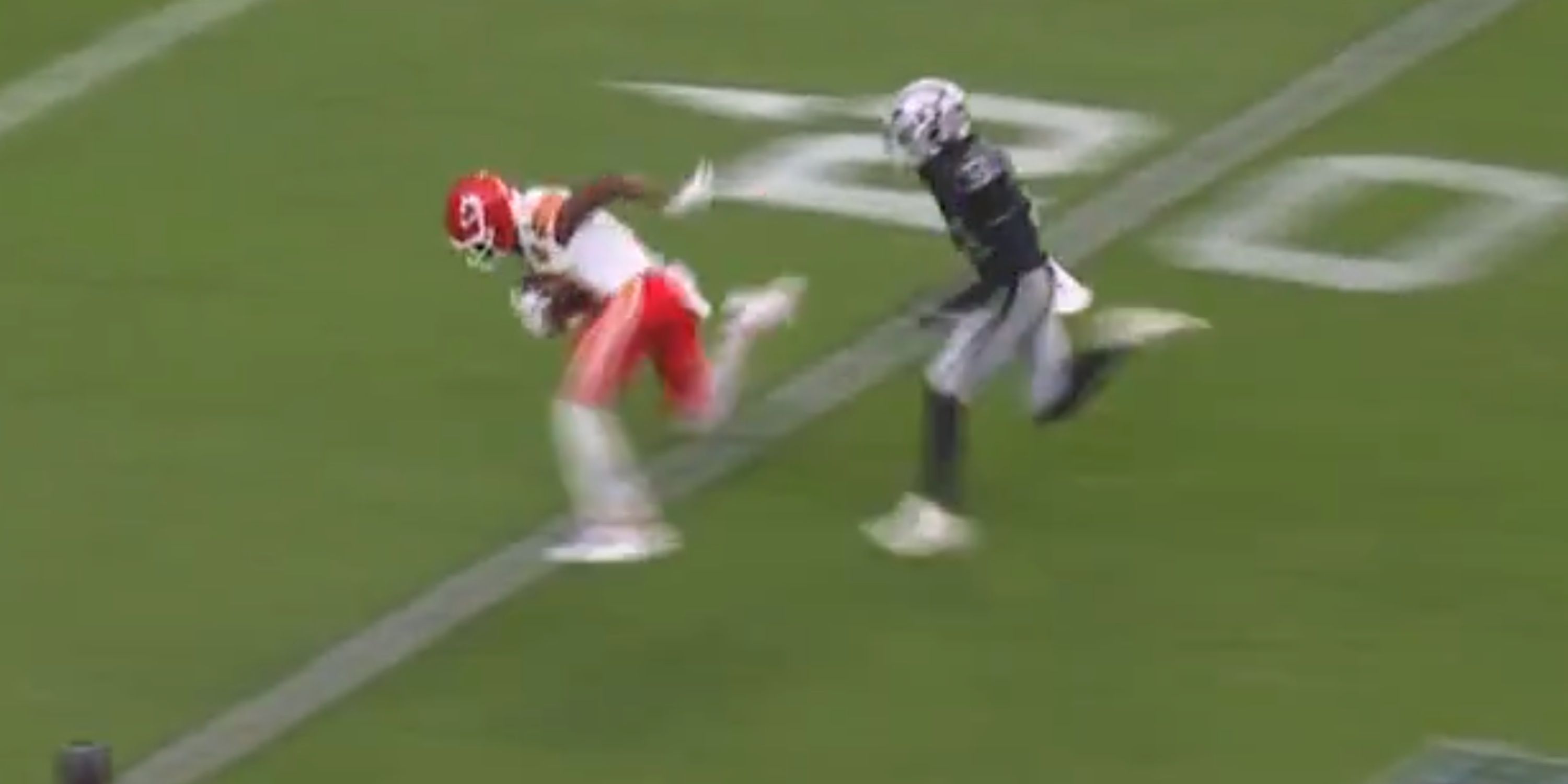 NFL: Kansas City Chiefs' Tyquan Thornton Suffers Disgusting Injury vs ...