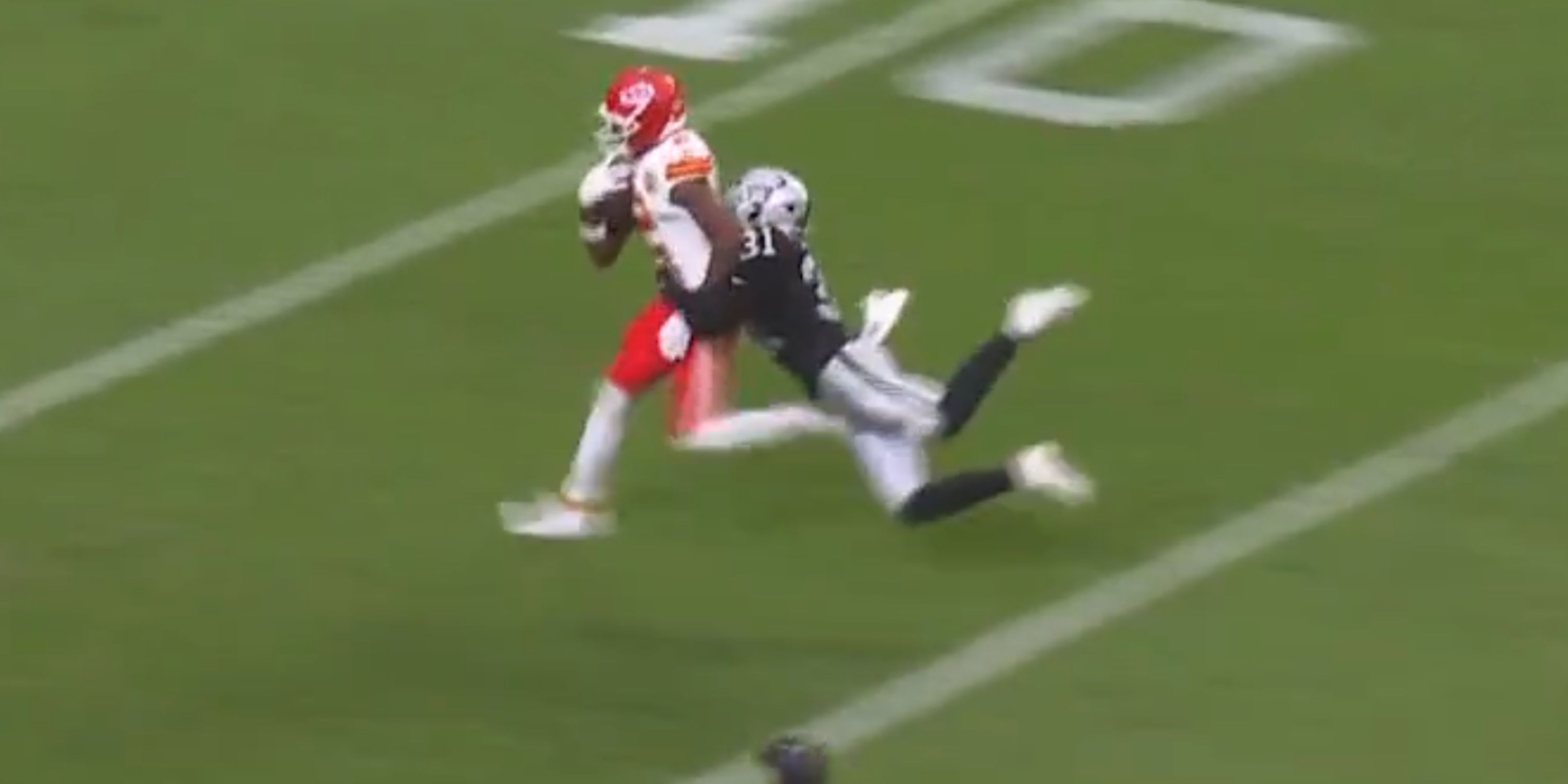 NFL: Kansas City Chiefs' Tyquan Thornton Suffers Disgusting Injury vs ...
