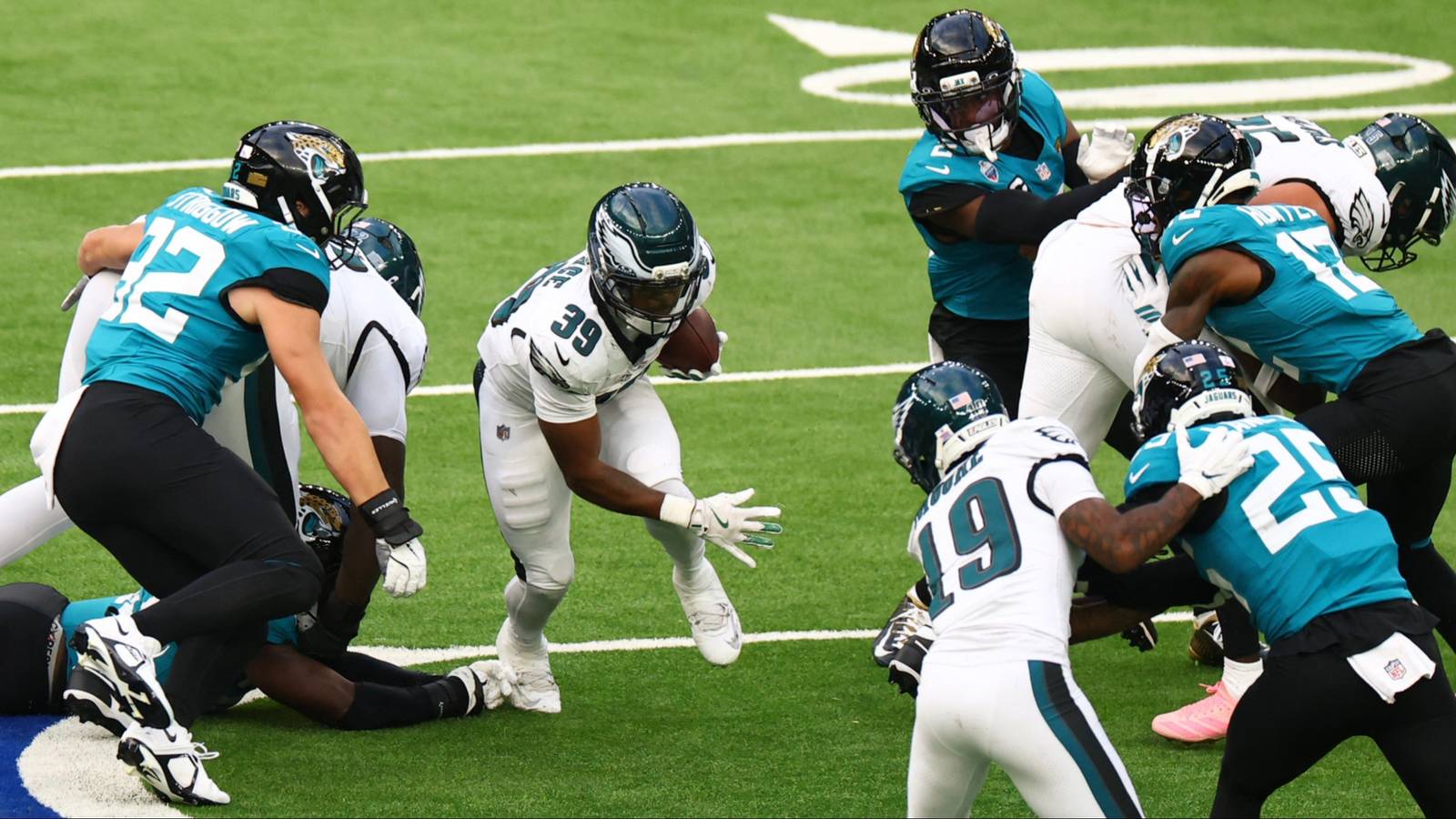 NFL: Supercomputer Predicts Final 2026 Standings After Week 6 of Season