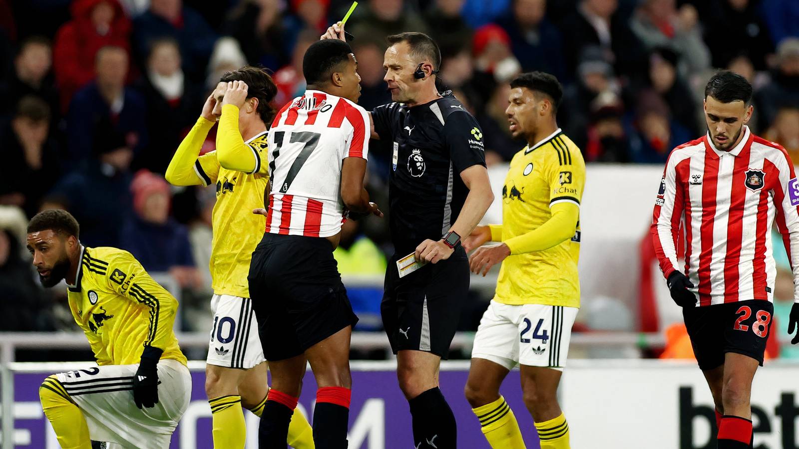 Ex-Premier League Referee's Verdict On Jayden Bogle Red Card Incident