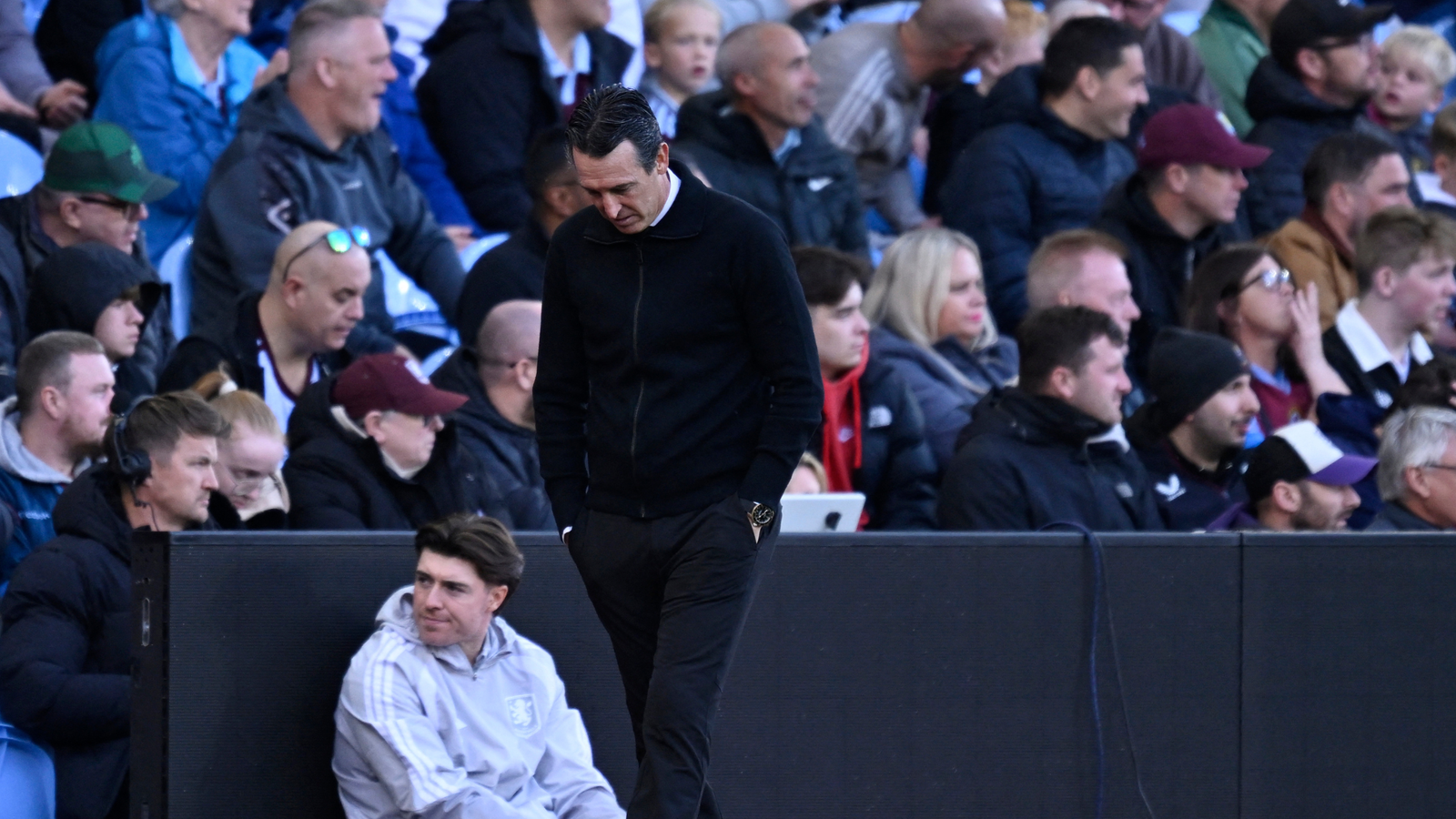 Aston Villa: Emery Must Axe Tyrone Mings After Stinker vs Brentford